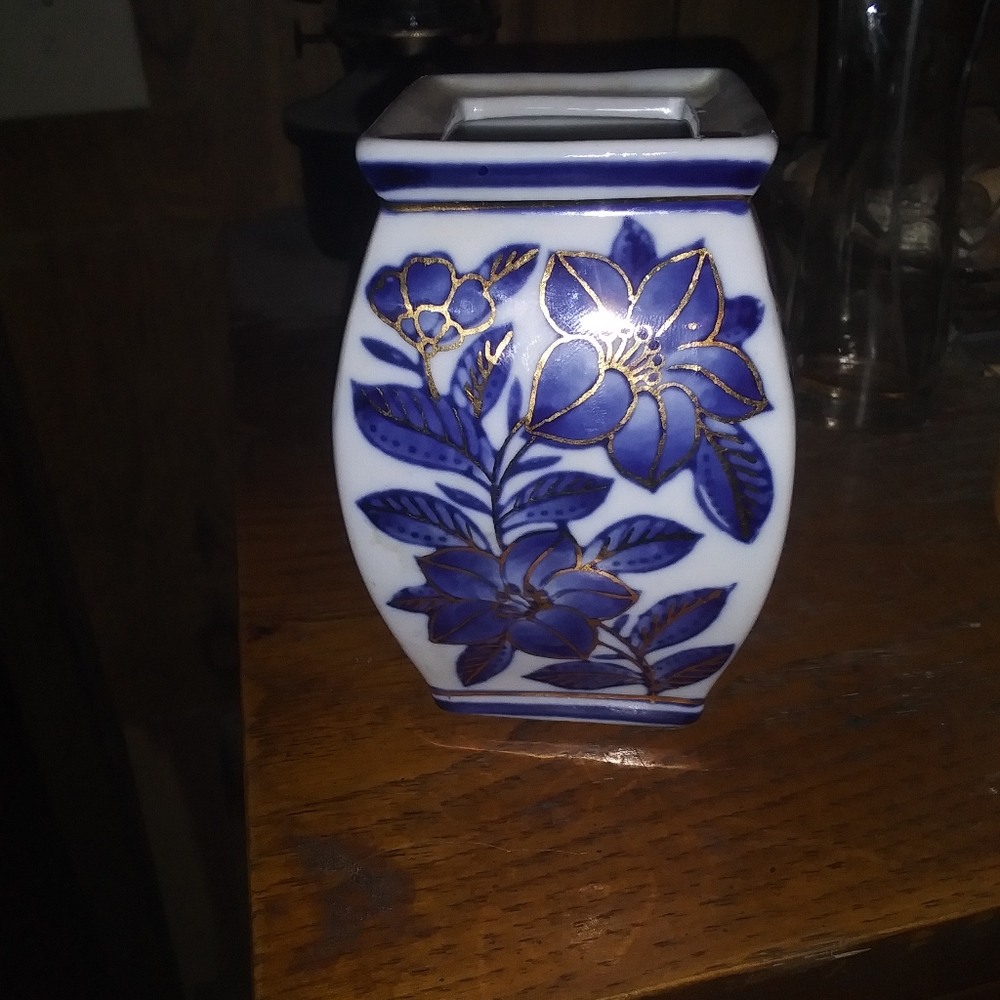 Vintage hand painted vase